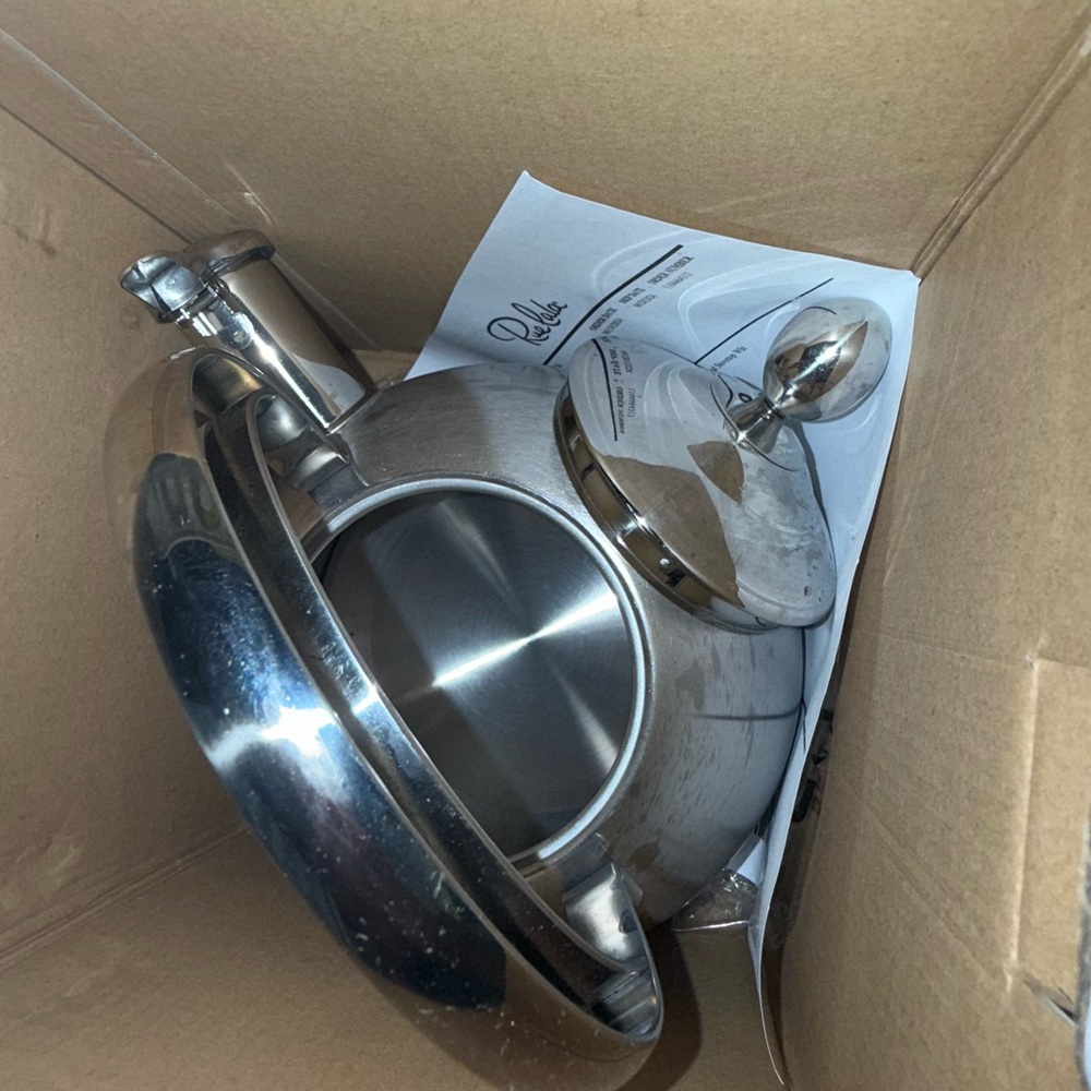 Silver Stainless Steel Whistling Kettle